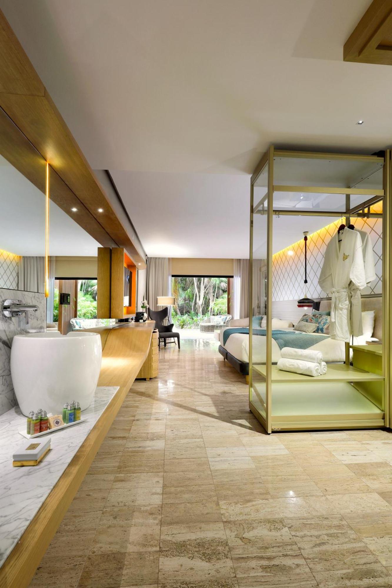 Junior Suite con Vista Giardino e Piscina Privata